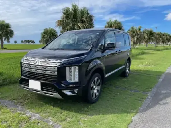 Mitsubishi Delica D:5 外觀（前方）